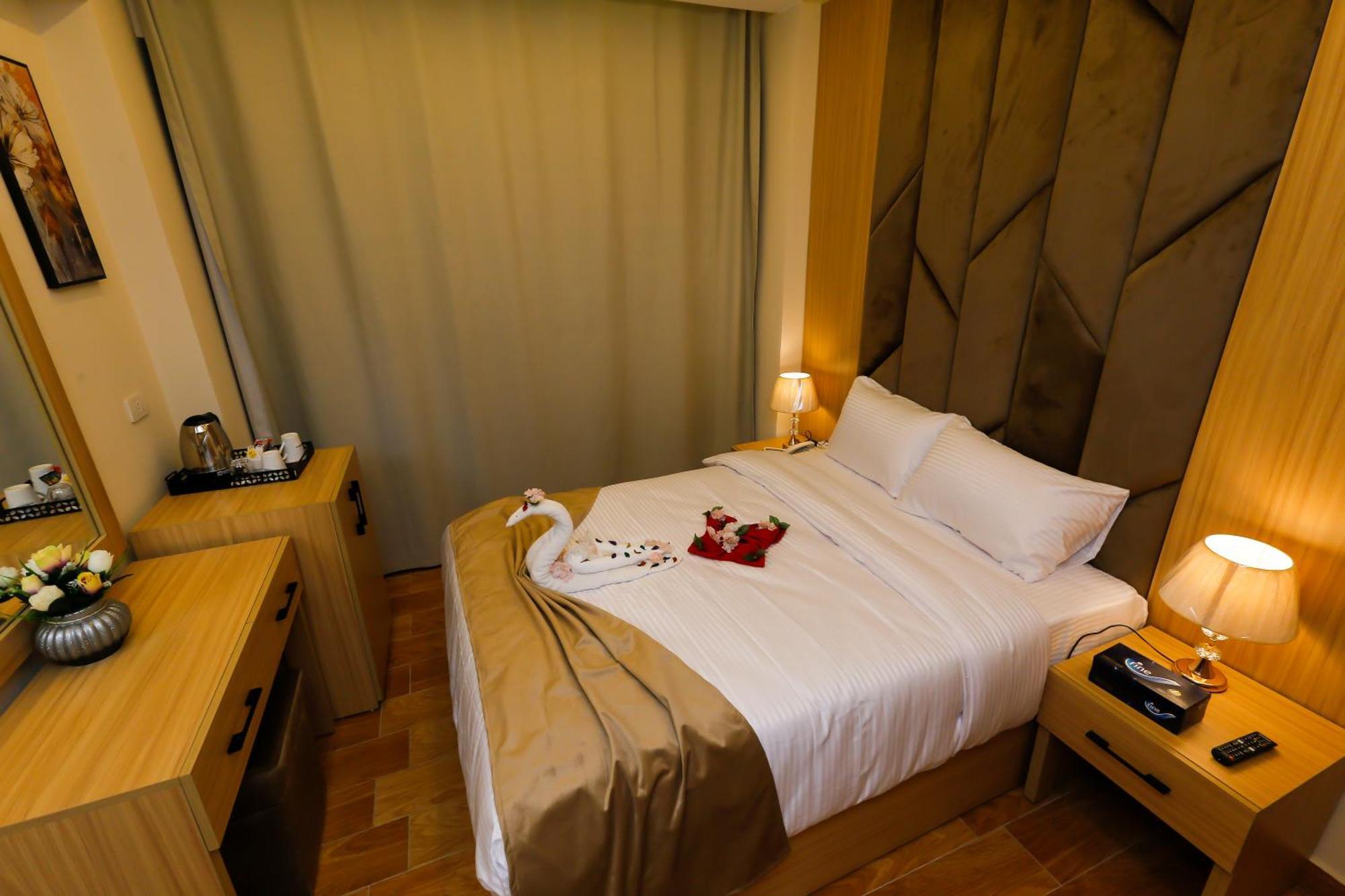 Rizk Pyramids View Hotel Kafret el-Gabal 외부 사진